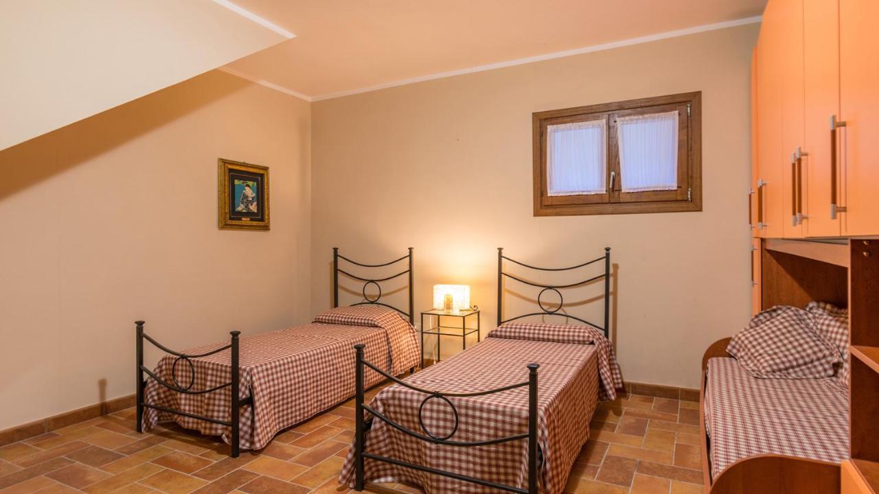 Il Casale Del Nonno 8&2 Emma Villas Guardea Luaran gambar